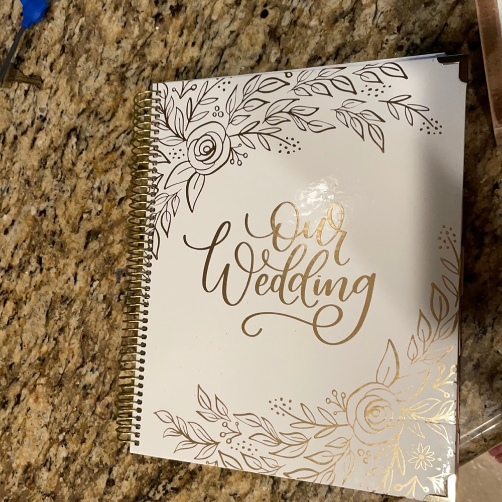 Never used wedding planner.